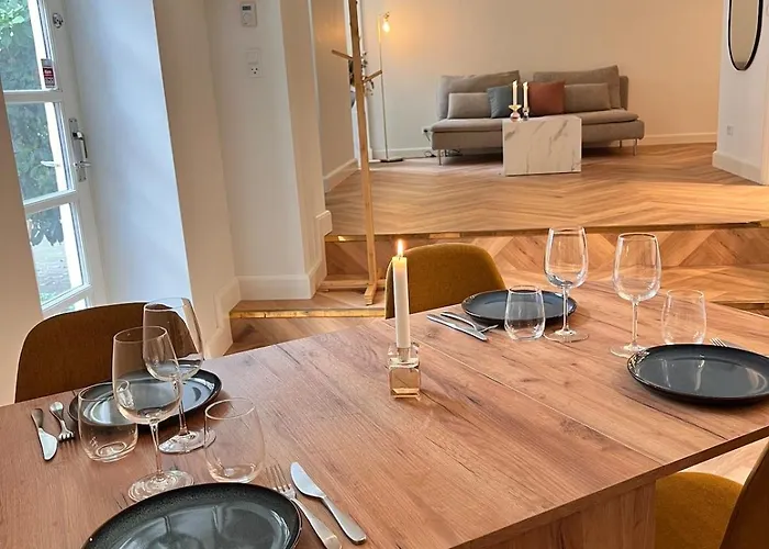 Апартаменты Hideaway Courtyard Оденсе